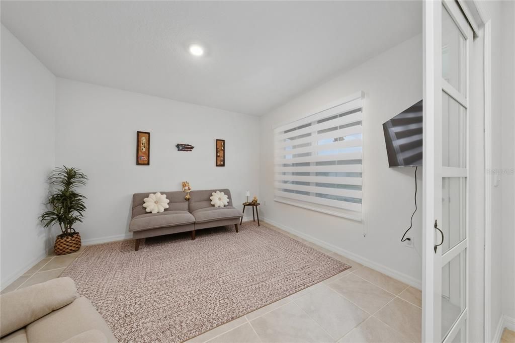 En Venta: $430,990 (4 camas, 2 baños, 2526 Pies cuadrados)