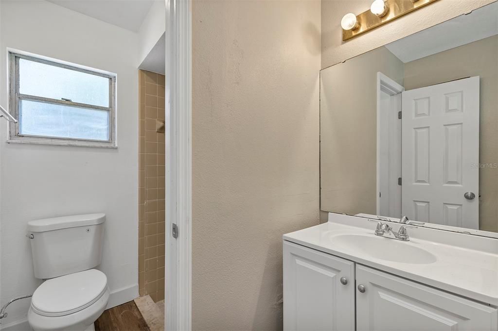 For Sale: $232,500 (3 beds, 2 baths, 1229 Square Feet)