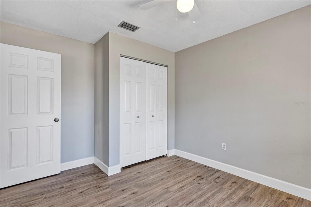 For Sale: $232,500 (3 beds, 2 baths, 1229 Square Feet)