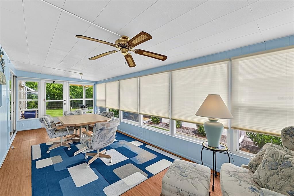 Active With Contract: $135,000 (2 beds, 2 baths, 1368 Square Feet)