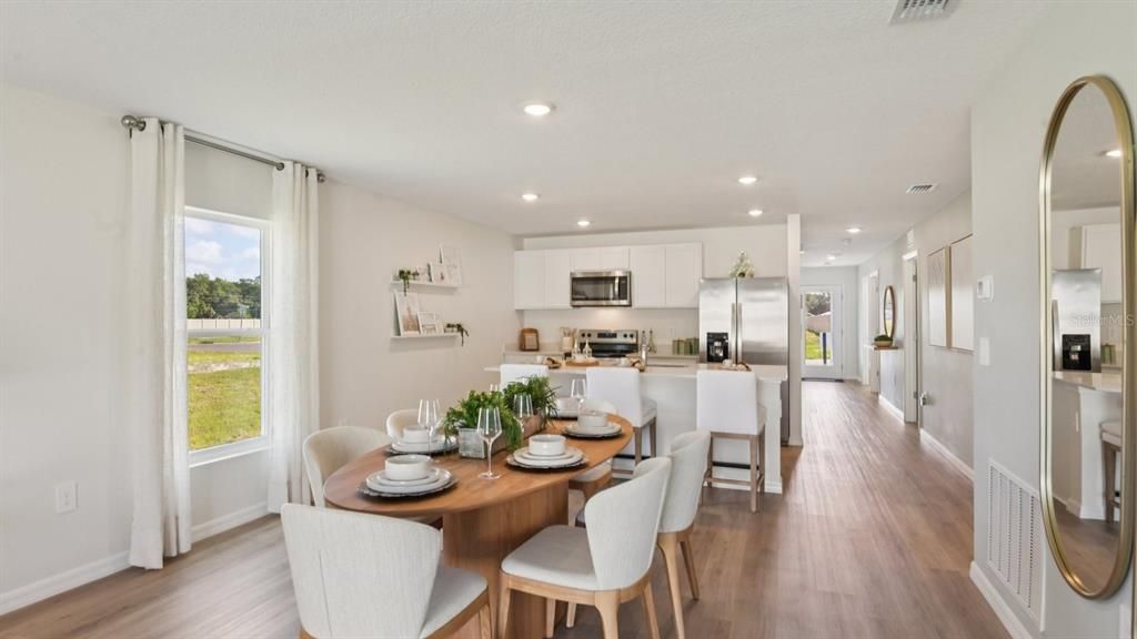En Venta: $275,000 (4 camas, 2 baños, 1560 Pies cuadrados)