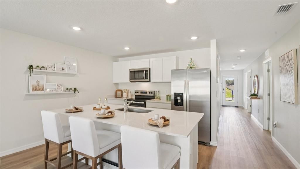 En Venta: $275,000 (4 camas, 2 baños, 1560 Pies cuadrados)