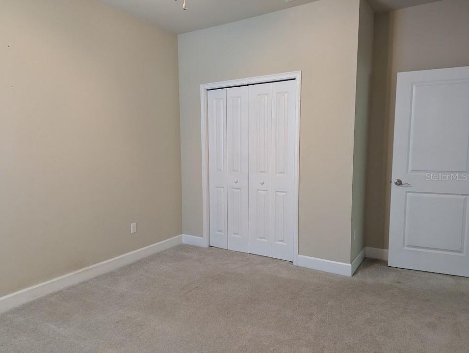 For Rent: $2,300 (3 beds, 2 baths, 1431 Square Feet)