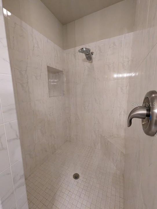 For Rent: $2,300 (3 beds, 2 baths, 1431 Square Feet)
