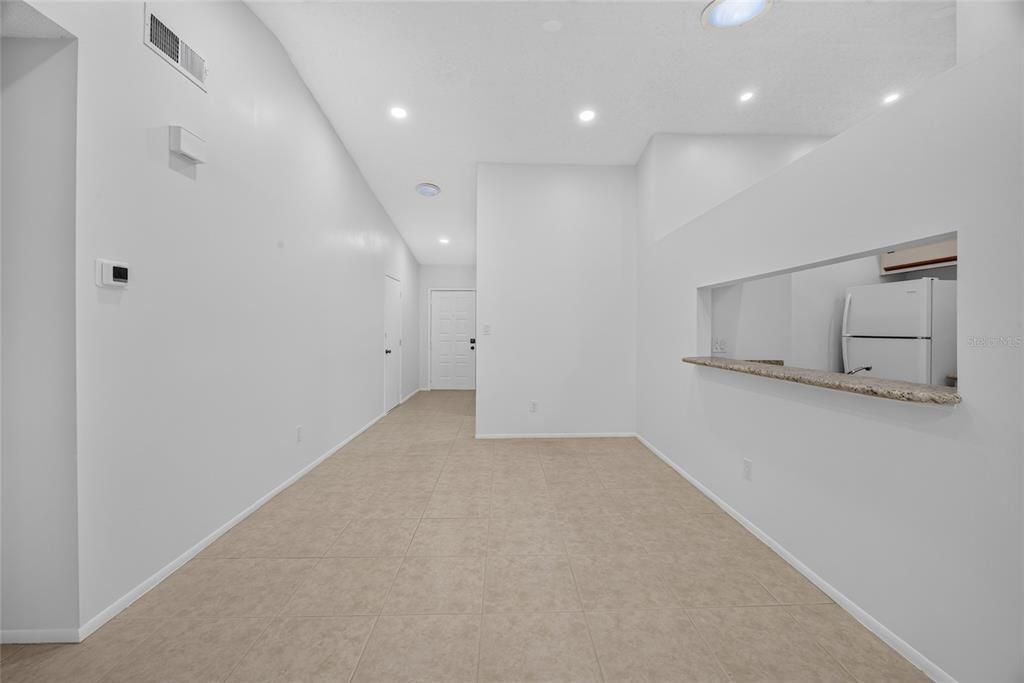 В аренду: $1,795 (2 спален, 2 ванн, 1152 Квадратных фут)