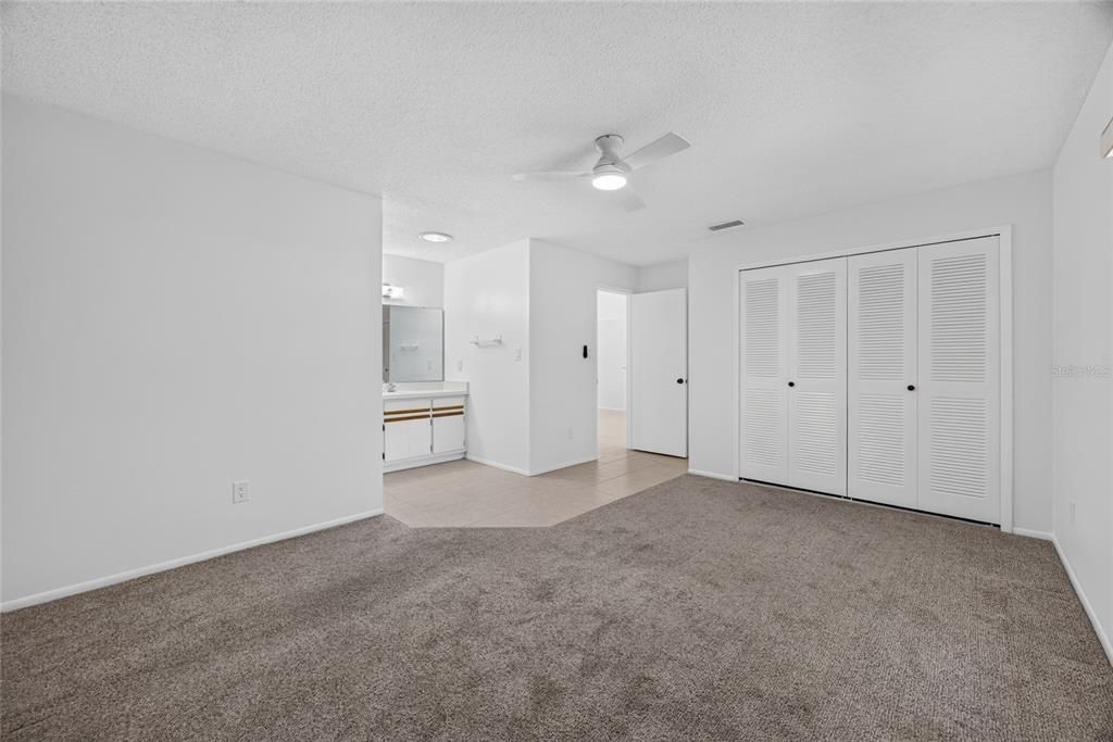 В аренду: $1,795 (2 спален, 2 ванн, 1152 Квадратных фут)