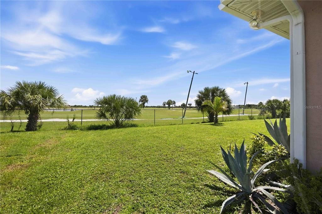 For Sale: $249,900 (3 beds, 2 baths, 1368 Square Feet)