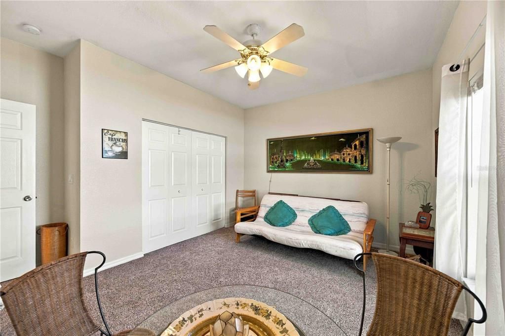 For Sale: $249,900 (3 beds, 2 baths, 1368 Square Feet)