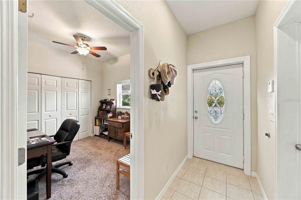 For Sale: $249,900 (3 beds, 2 baths, 1368 Square Feet)