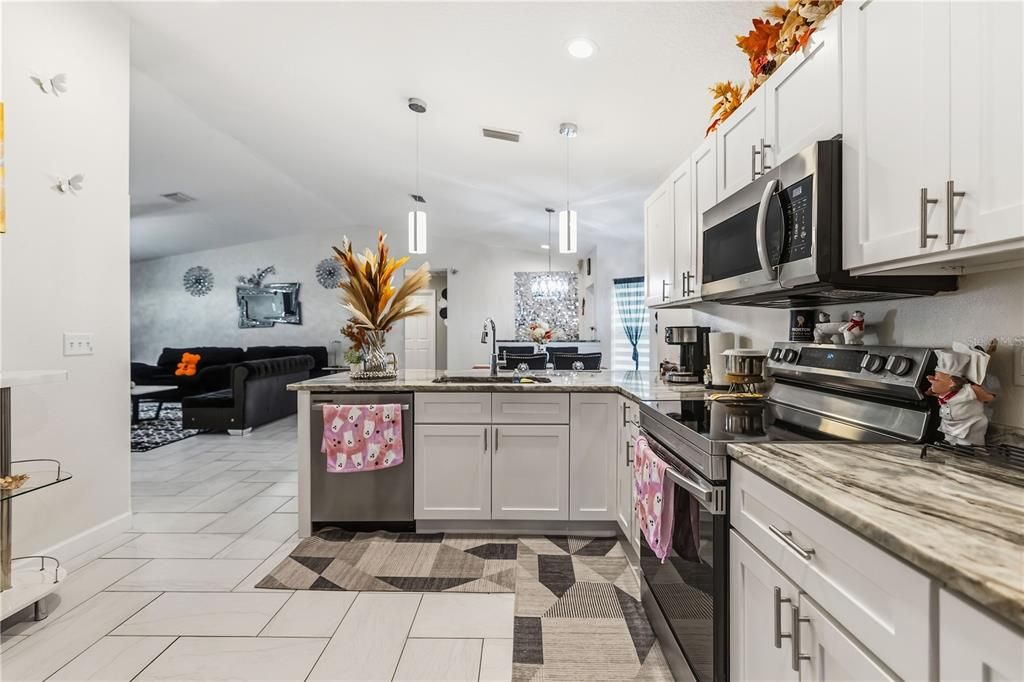 For Sale: $445,000 (3 beds, 2 baths, 1725 Square Feet)