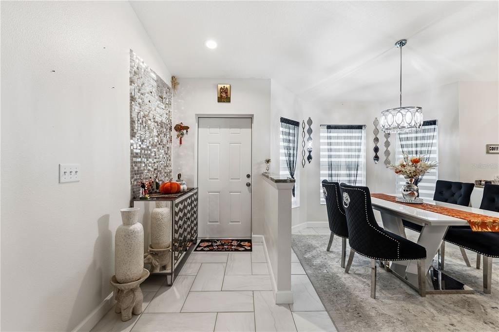 For Sale: $445,000 (3 beds, 2 baths, 1725 Square Feet)
