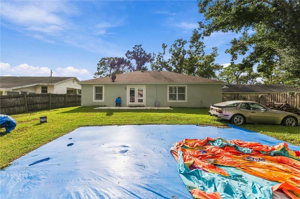 For Sale: $445,000 (3 beds, 2 baths, 1725 Square Feet)