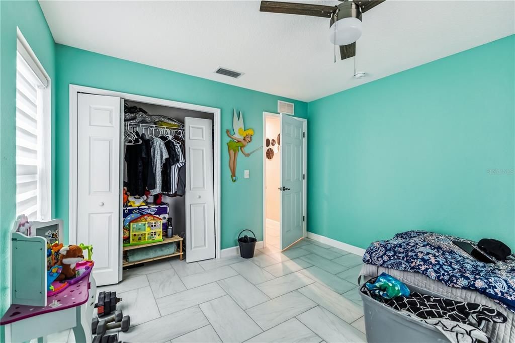 For Sale: $445,000 (3 beds, 2 baths, 1725 Square Feet)