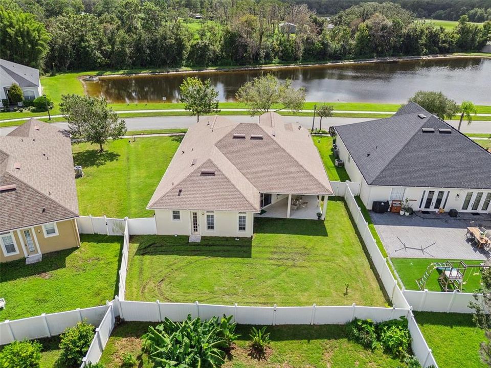 For Sale: $549,950 (4 beds, 3 baths, 2285 Square Feet)