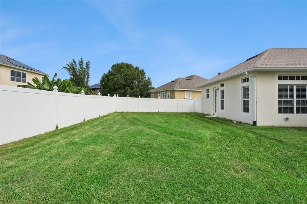 For Sale: $549,950 (4 beds, 3 baths, 2285 Square Feet)