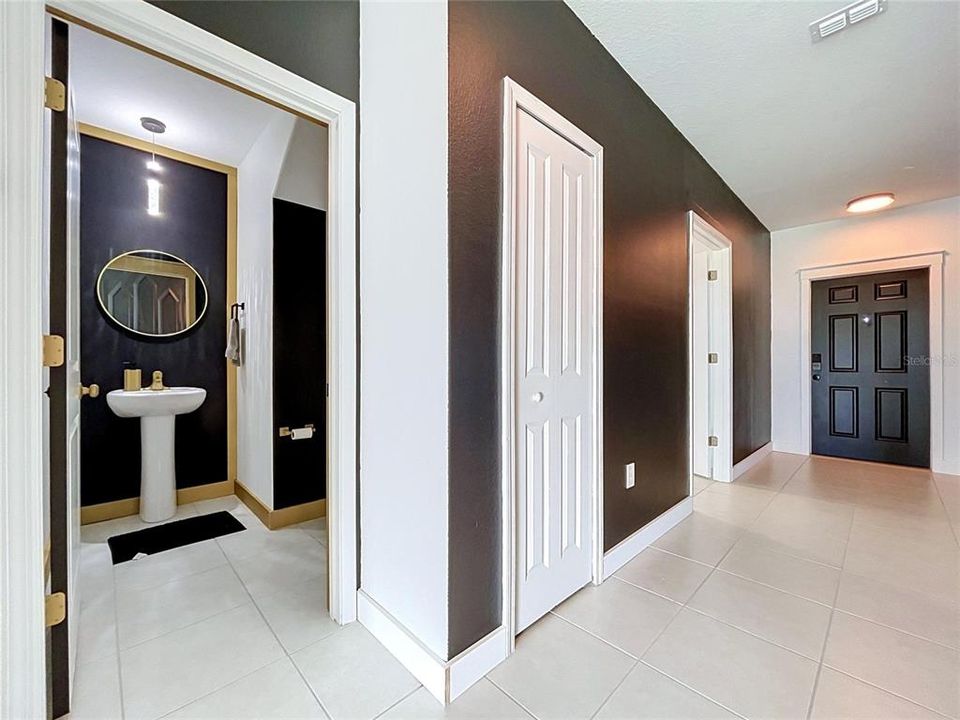 На продажу: $429,000 (4 спален, 2 ванн, 2635 Квадратных фут)