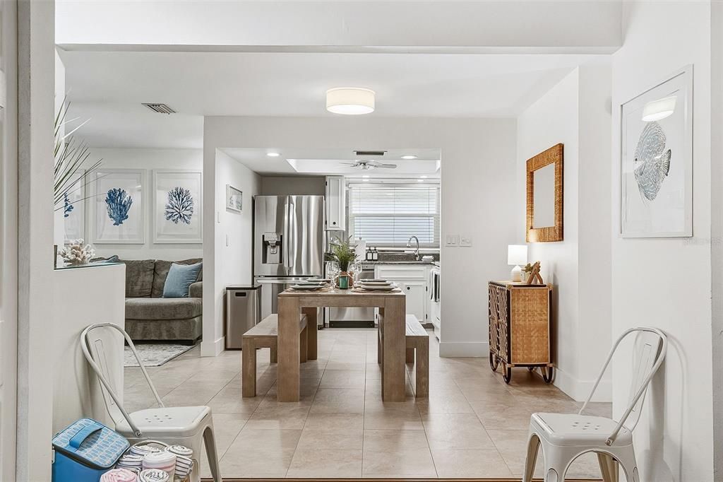 В аренду: $3,800 (2 спален, 2 ванн, 1318 Квадратных фут)