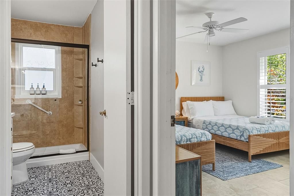 В аренду: $3,800 (2 спален, 2 ванн, 1318 Квадратных фут)