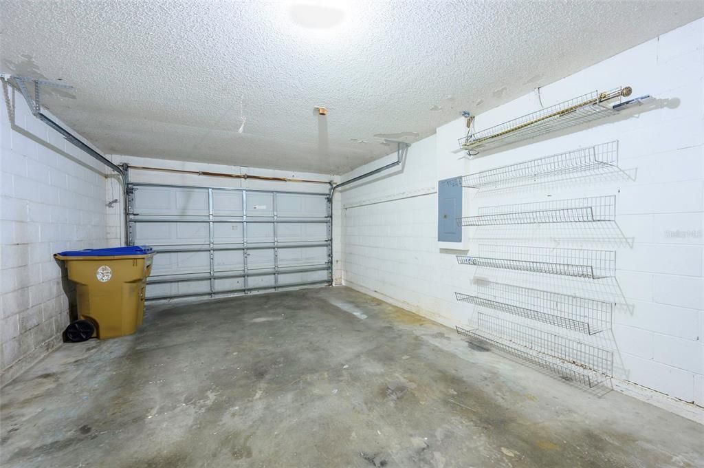 En Venta: $235,000 (3 camas, 2 baños, 1140 Pies cuadrados)