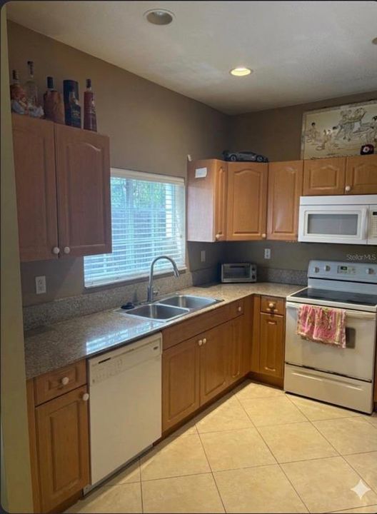 For Sale: $439,000 (3 beds, 2 baths, 1475 Square Feet)