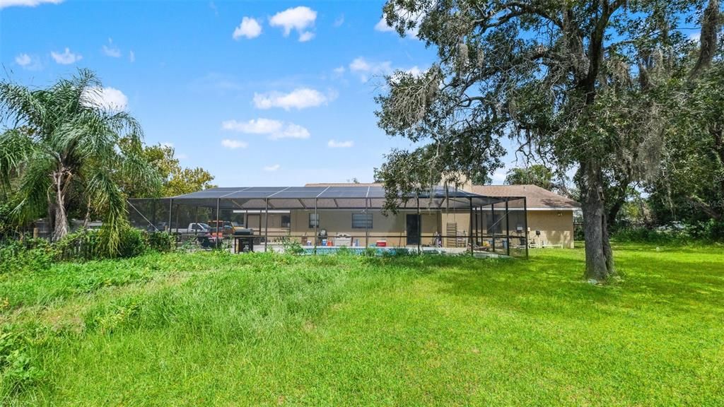 For Sale: $514,900 (5 beds, 2 baths, 2837 Square Feet)