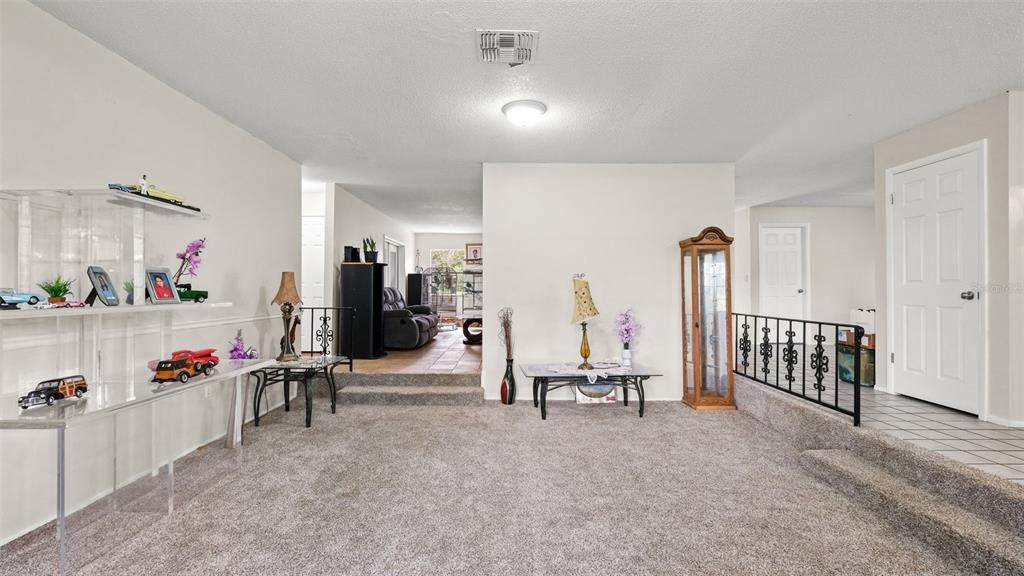 For Sale: $514,900 (5 beds, 2 baths, 2837 Square Feet)