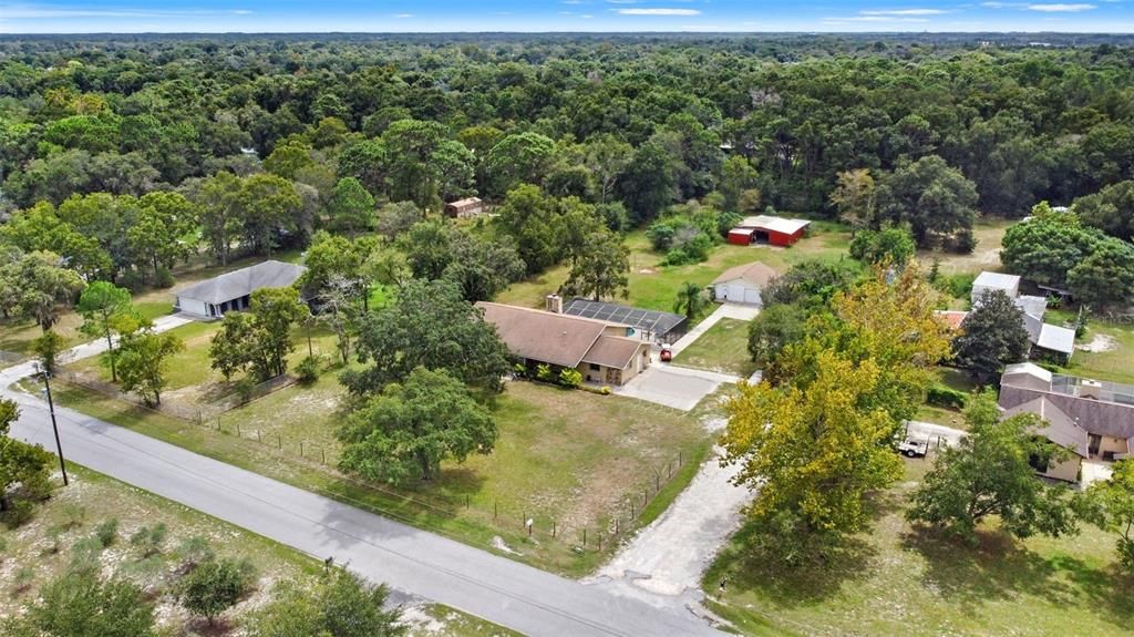 For Sale: $514,900 (5 beds, 2 baths, 2837 Square Feet)