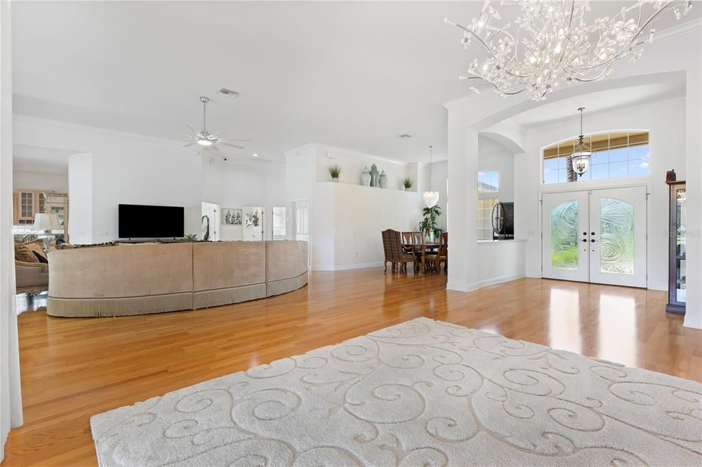 En Venta: $1,749,000 (3 camas, 3 baños, 3591 Pies cuadrados)