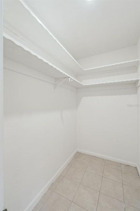 For Sale: $250,000 (2 beds, 2 baths, 1312 Square Feet)