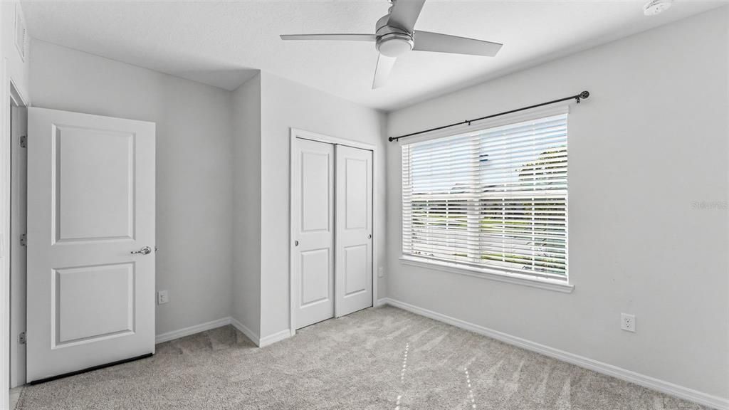 For Sale: $335,000 (3 beds, 2 baths, 1659 Square Feet)