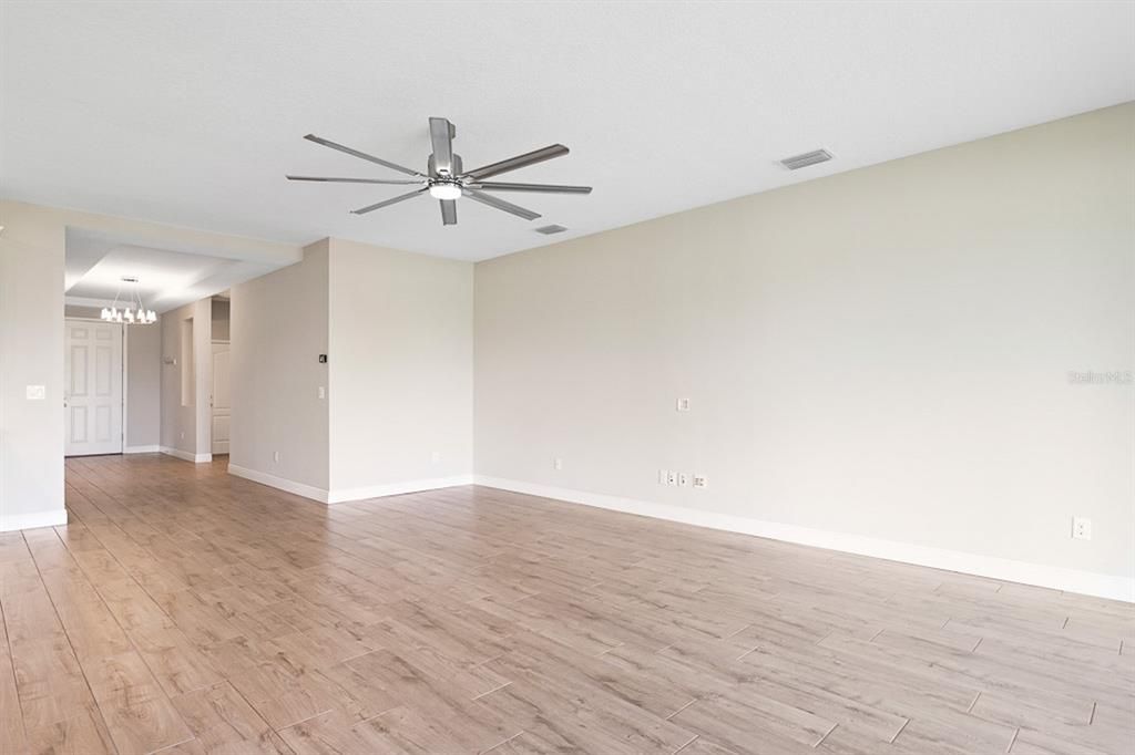 En Renta: $2,750 (3 camas, 2 baños, 2010 Pies cuadrados)