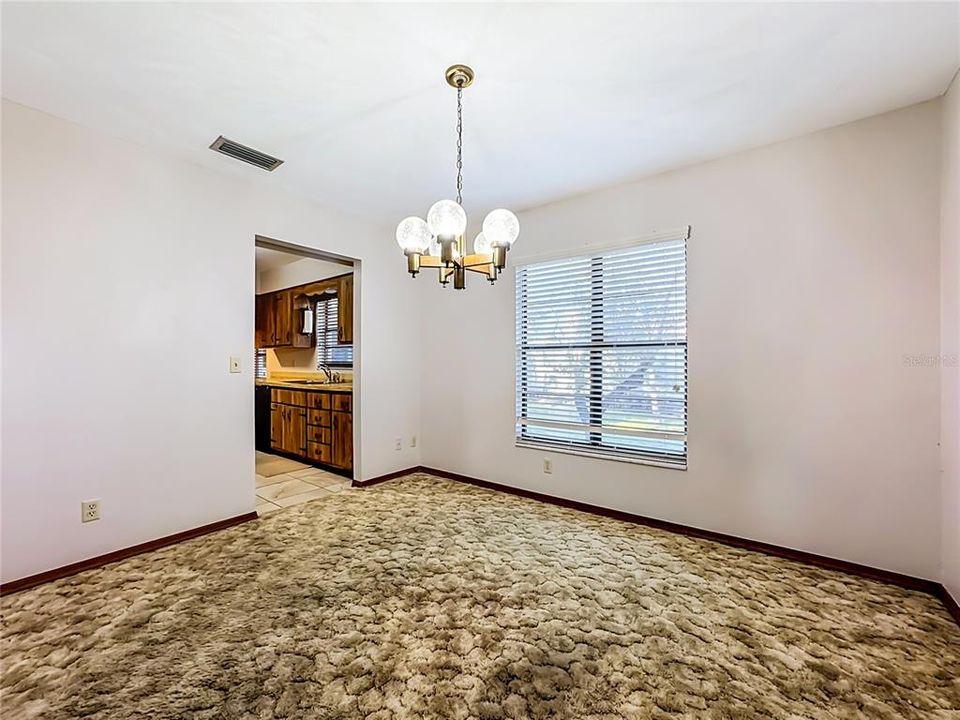 En Venta: $559,000 (3 camas, 2 baños, 1864 Pies cuadrados)