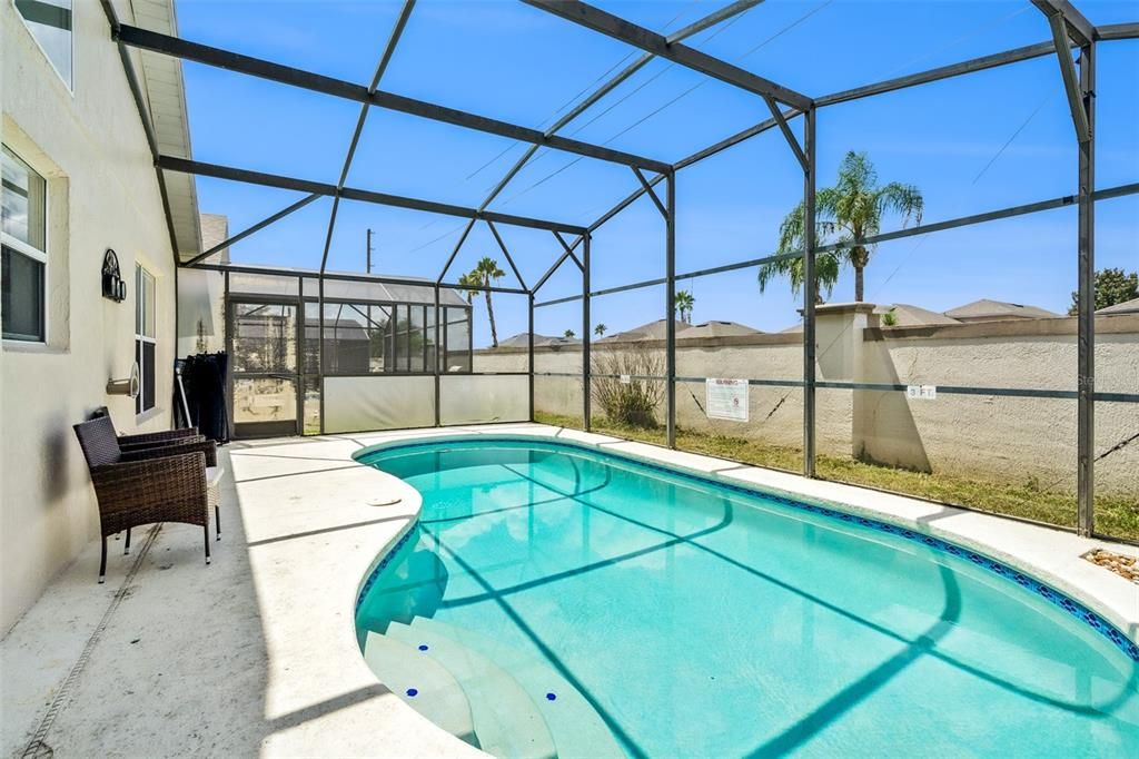 For Rent: $2,100 (3 beds, 2 baths, 1130 Square Feet)