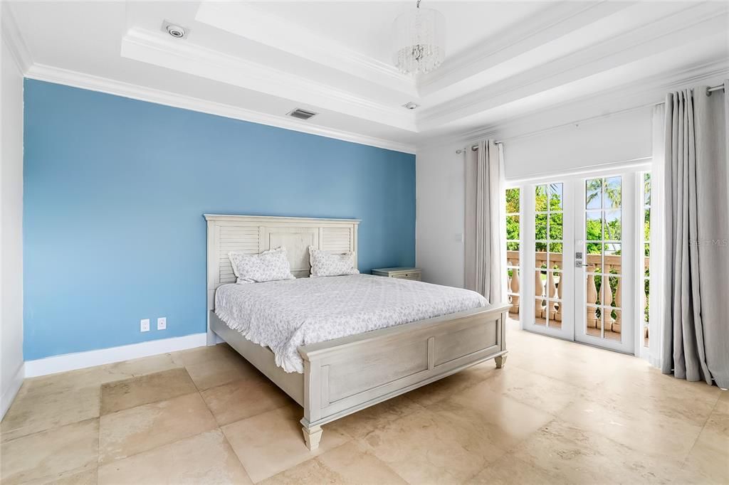 For Sale: $1,800,000 (3 beds, 3 baths, 2856 Square Feet)