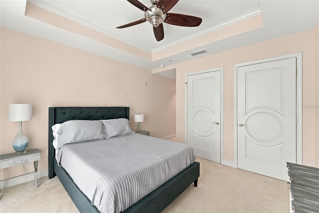 For Sale: $625,000 (3 beds, 3 baths, 2512 Square Feet)