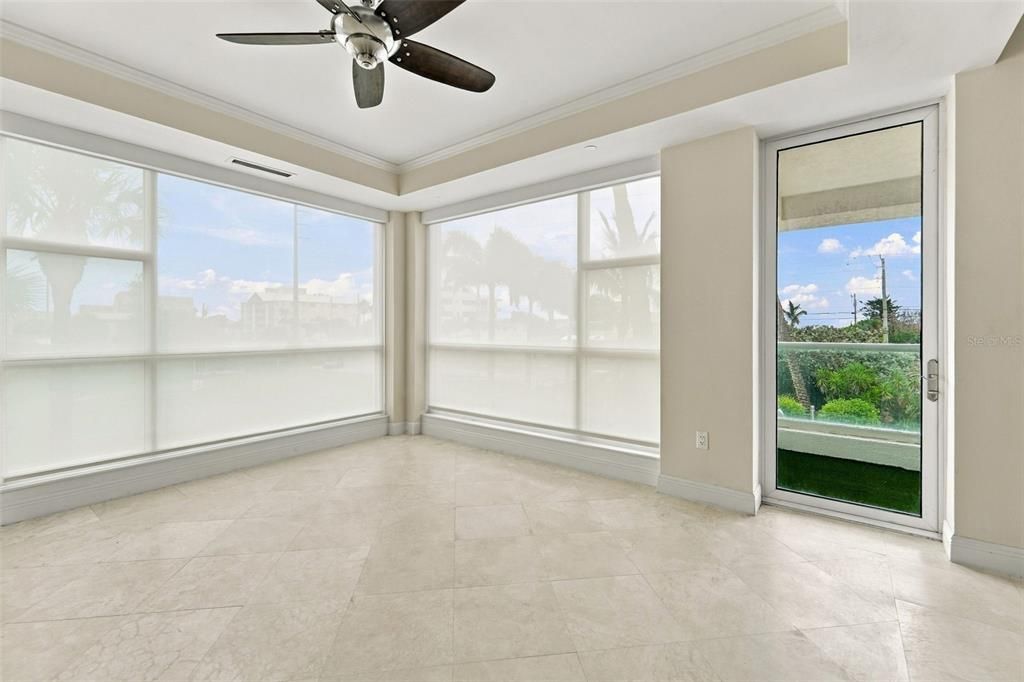 For Sale: $625,000 (3 beds, 3 baths, 2512 Square Feet)