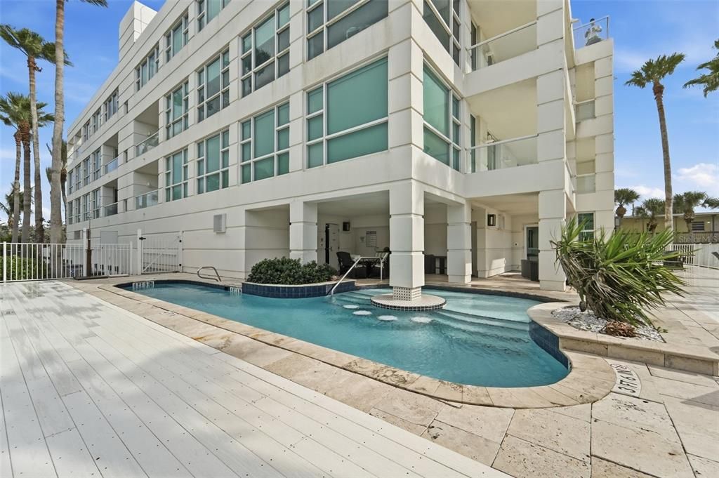 For Sale: $625,000 (3 beds, 3 baths, 2512 Square Feet)