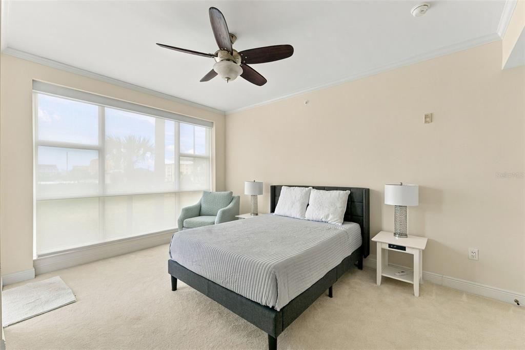 For Sale: $625,000 (3 beds, 3 baths, 2512 Square Feet)
