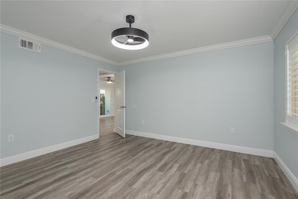 For Sale: $525,000 (2 beds, 2 baths, 1325 Square Feet)