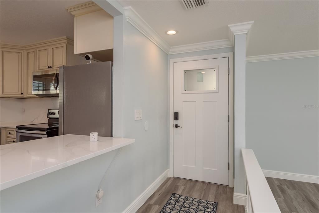 For Sale: $525,000 (2 beds, 2 baths, 1325 Square Feet)