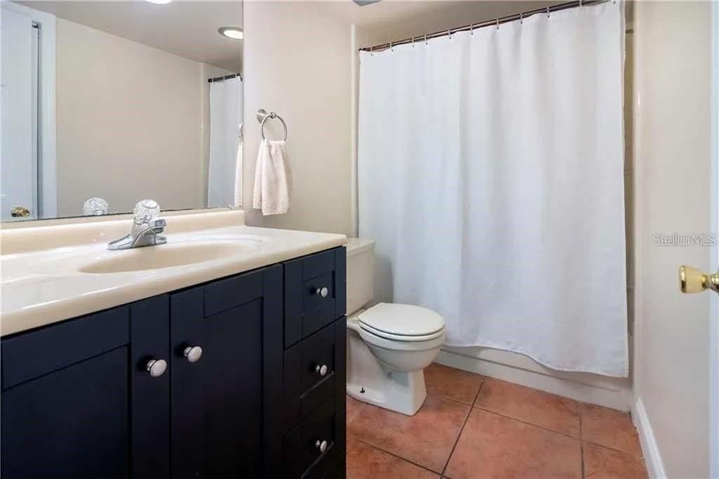 For Rent: $2,700 (3 beds, 2 baths, 1620 Square Feet)