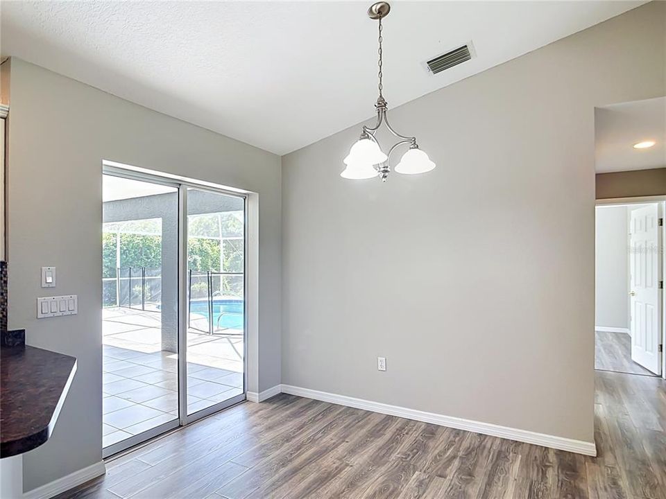 For Sale: $425,000 (3 beds, 2 baths, 2556 Square Feet)