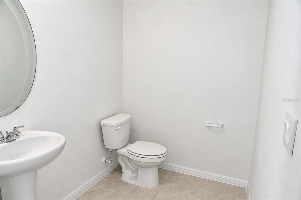 En Venta: $399,900 (4 camas, 2 baños, 2268 Pies cuadrados)