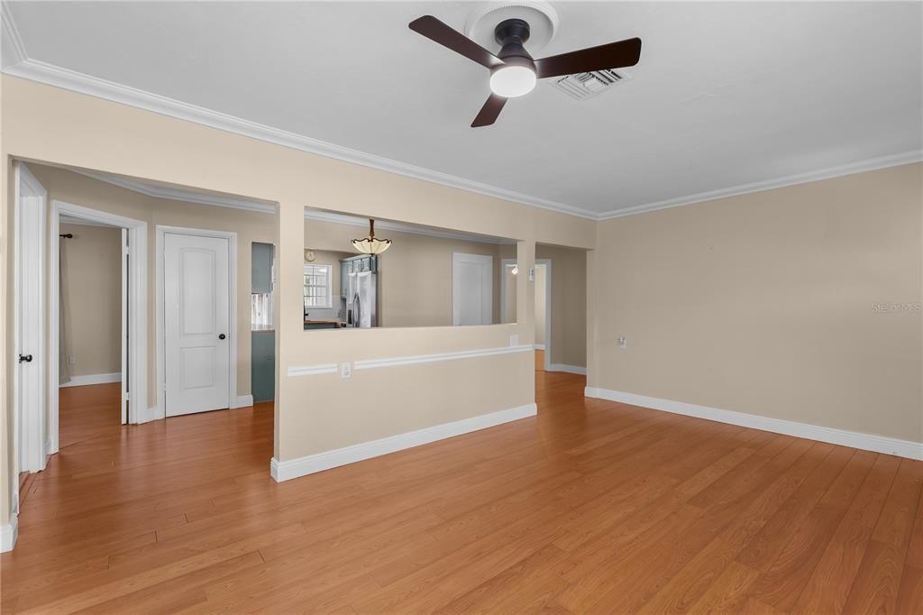 Active With Contract: $299,000 (3 beds, 2 baths, 1344 Square Feet)