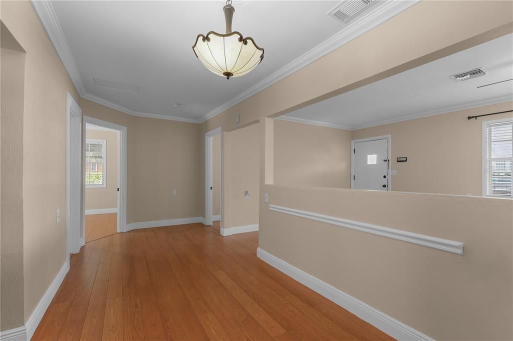 Active With Contract: $299,000 (3 beds, 2 baths, 1344 Square Feet)