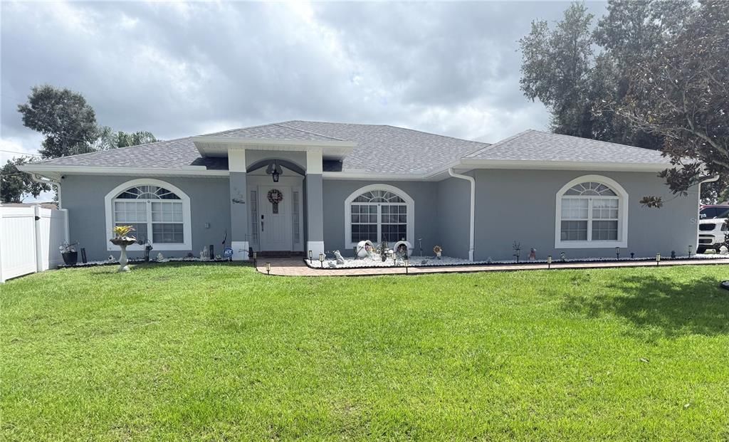 En Venta: $459,900 (4 camas, 3 baños, 2292 Pies cuadrados)