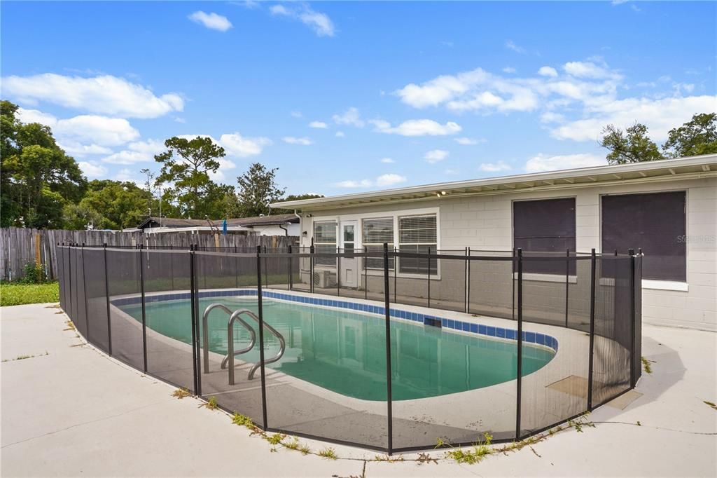 For Sale: $375,000 (3 beds, 2 baths, 1830 Square Feet)