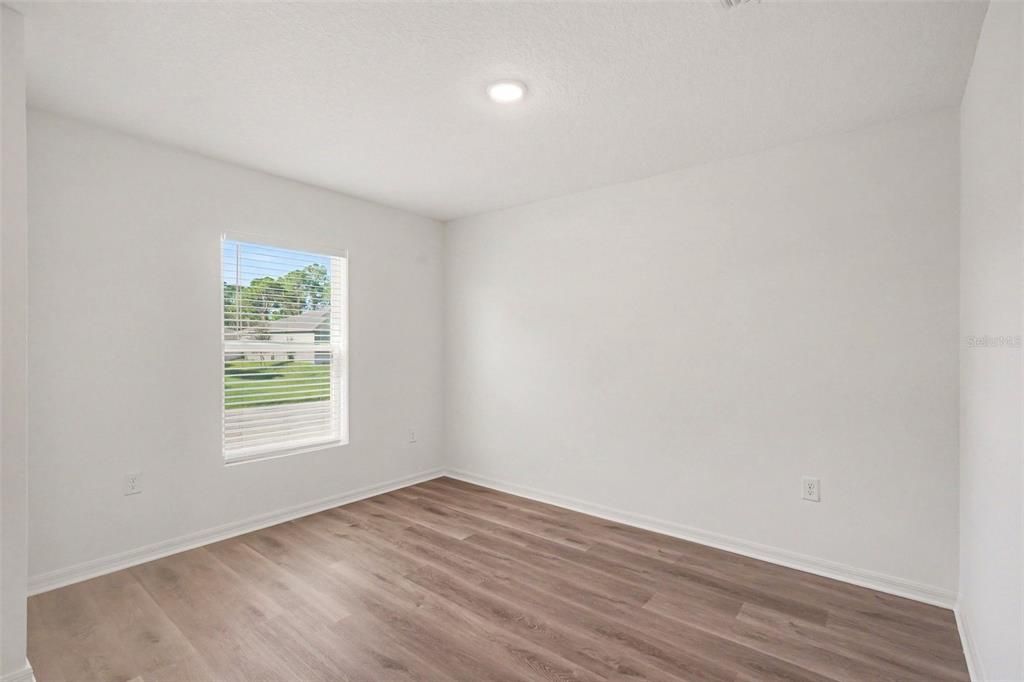 For Sale: $330,000 (4 beds, 2 baths, 1824 Square Feet)