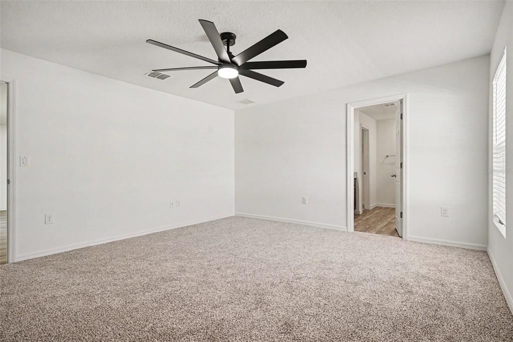 For Sale: $330,000 (4 beds, 2 baths, 1824 Square Feet)