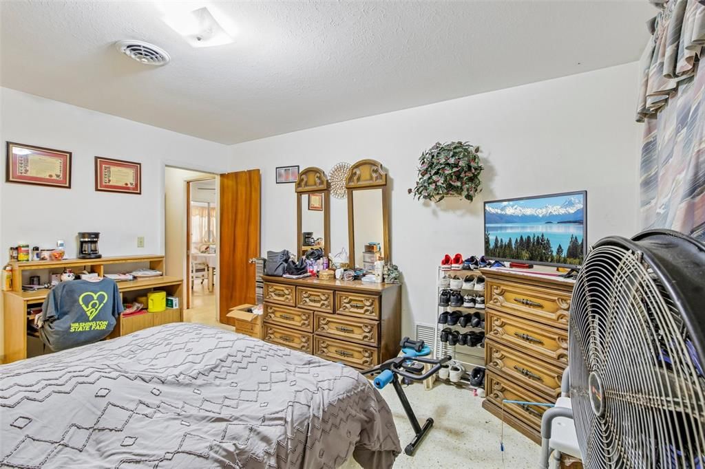 En Venta: $249,000 (2 camas, 2 baños, 1344 Pies cuadrados)